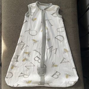 Burts bees baby beekeeper wearable blanket